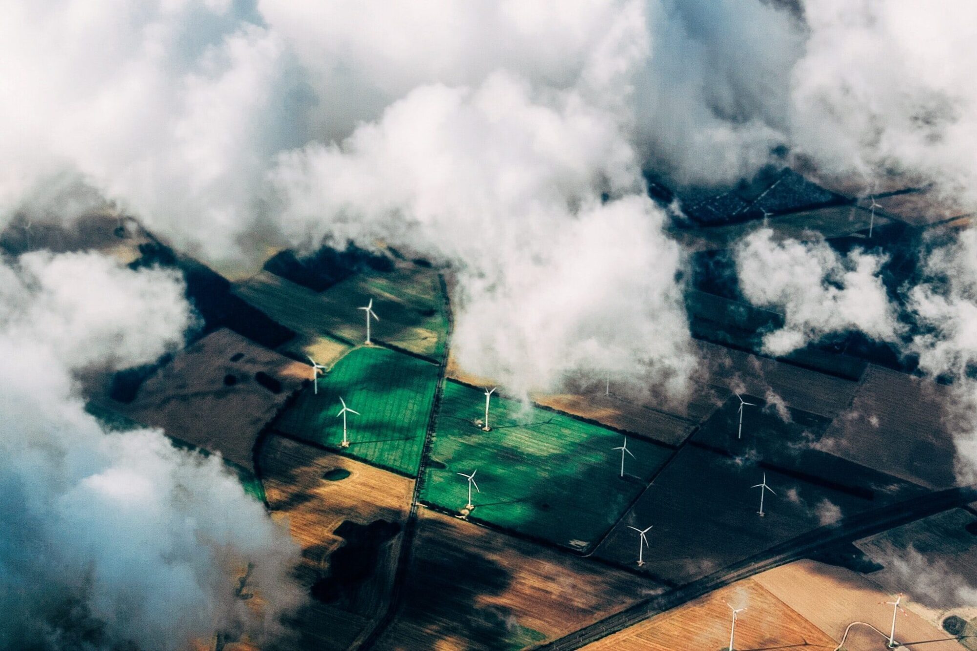 thomas-richter-wind-farm-unsplash