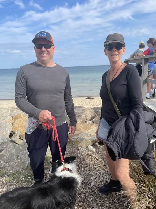 One Nation Victoria candidate for Nepean, Darren Hercus, with supporter Michelle at Safety Beach. Picture: Facebook.
