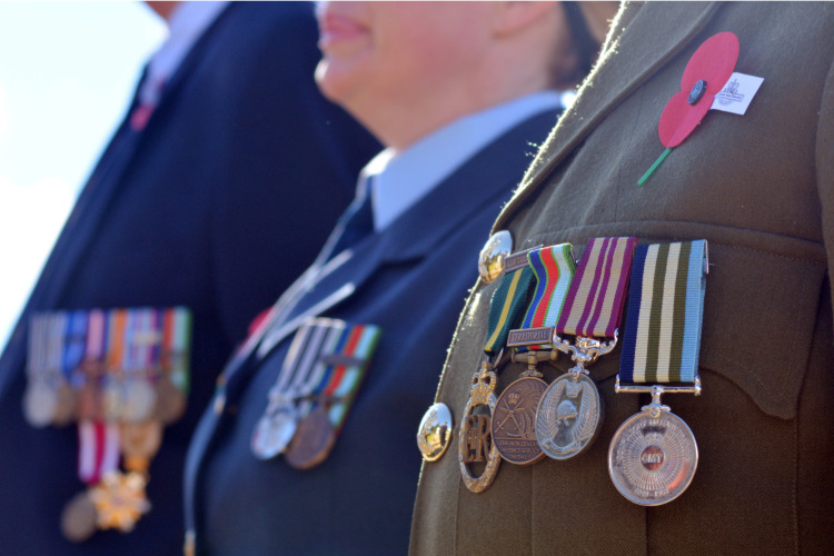 Administering Courage: The Failure of Australian Honours